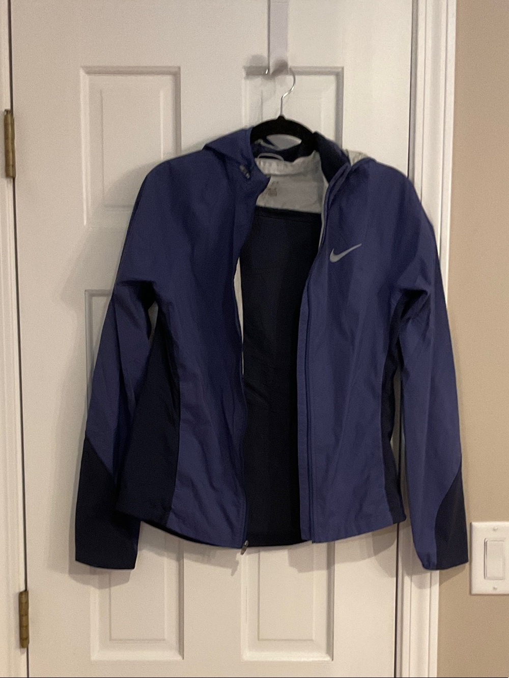 Nike Women's Purple and Navy Hooded Rain Coat